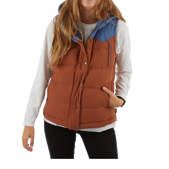 Patagonia Hooded Vest - Picture 1 of 16